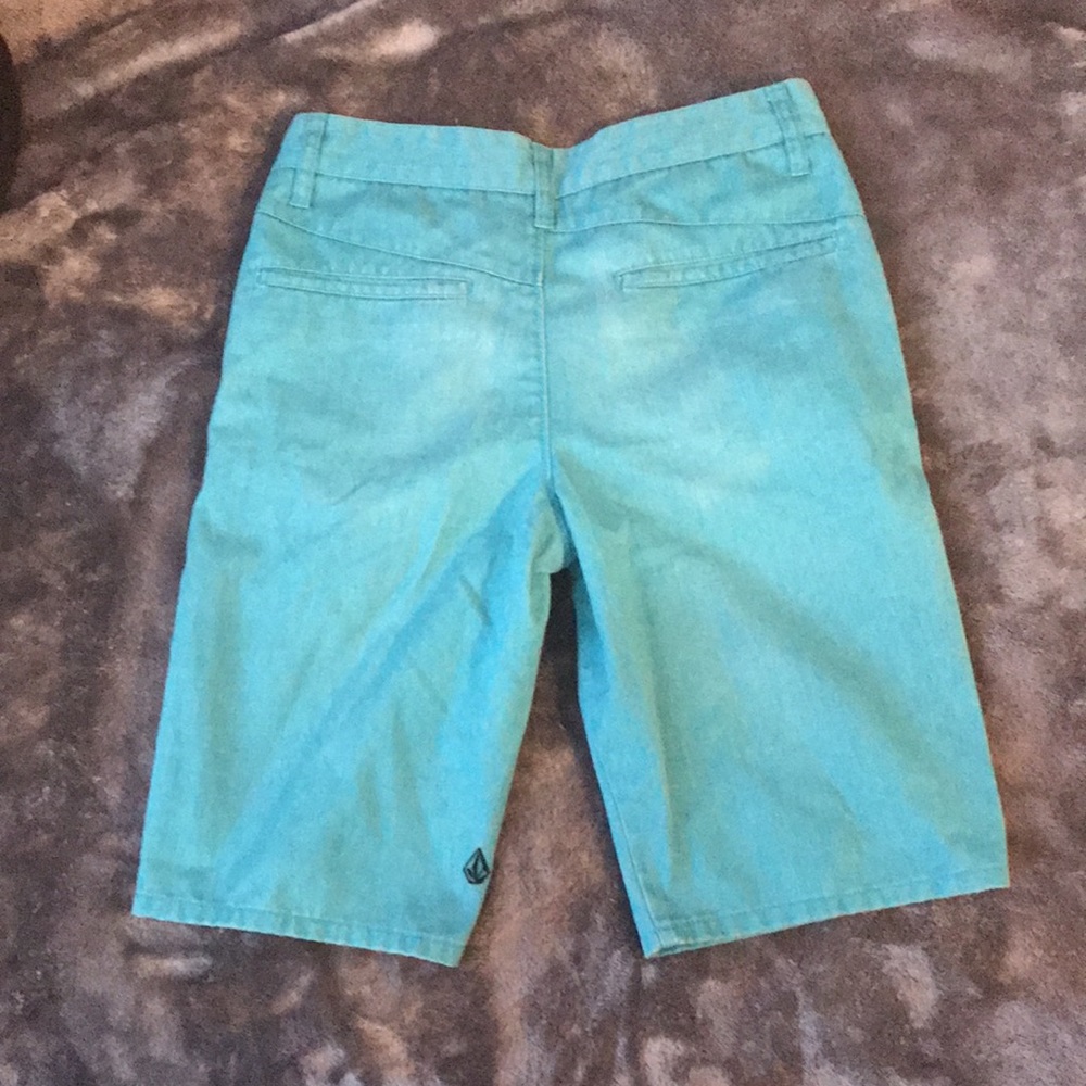 Volcom Shorts - Picture 2 of 3